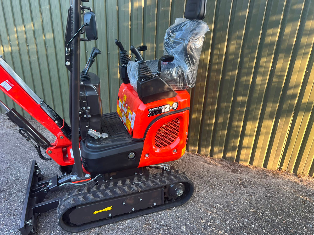 Rhinoceros XN12-9 (1200kg) 3-cilinder Kubota diesel