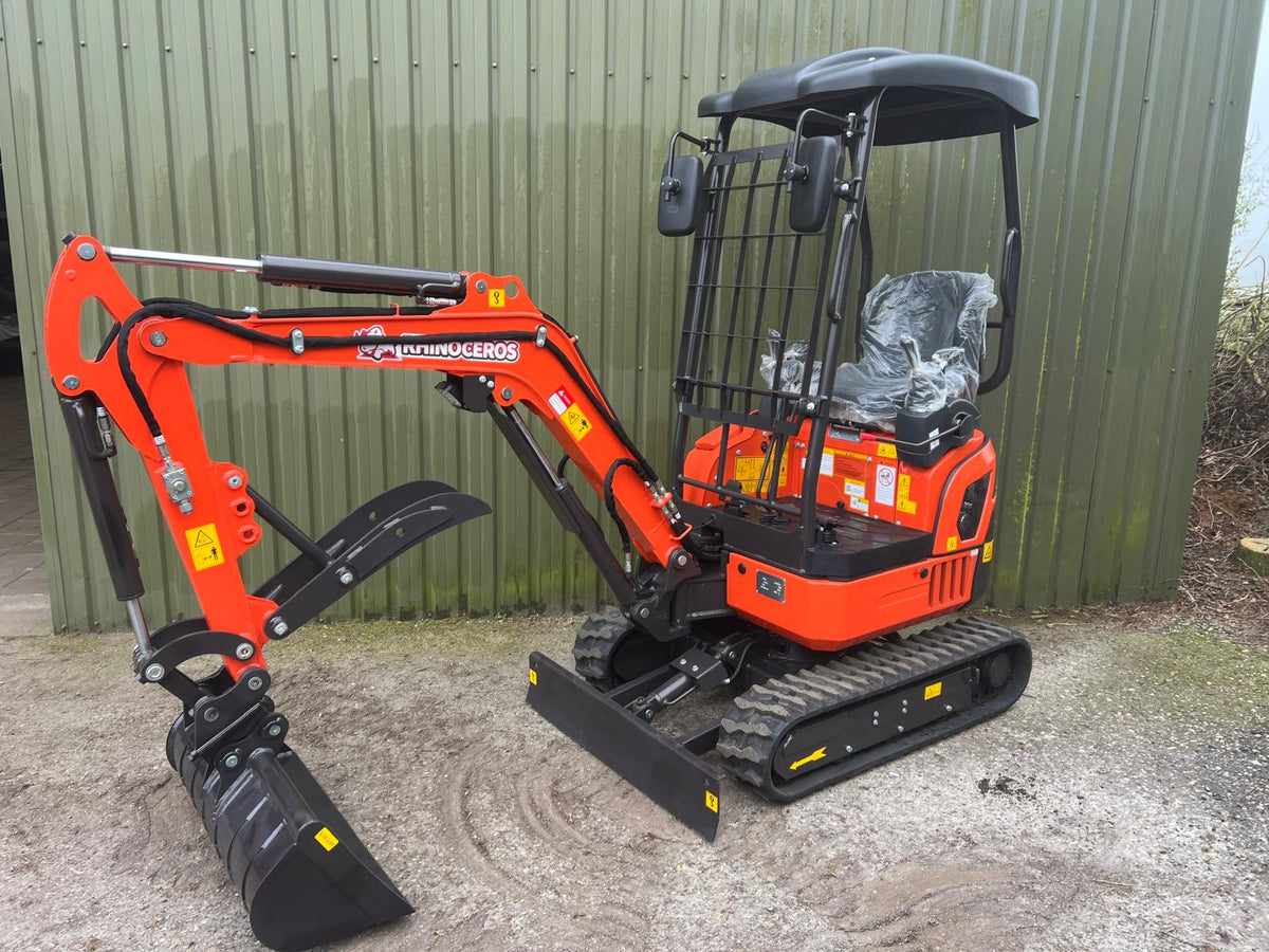 Rhinoceros XN18 (1700kg) 3-cilinder Kubota diesel